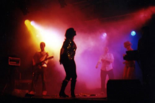 20440_283270266659_1574277_n